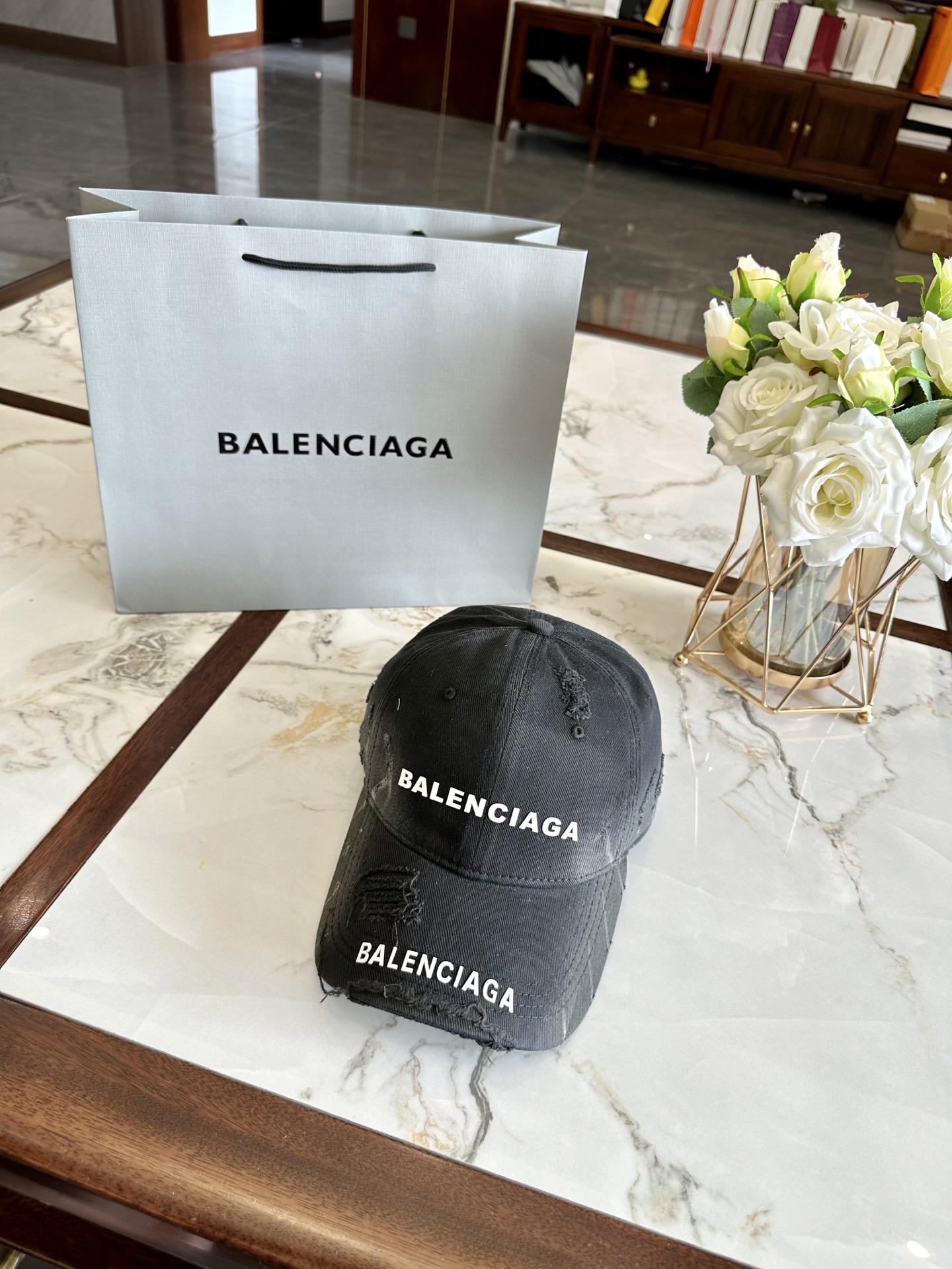 balenciaga  hat model 28